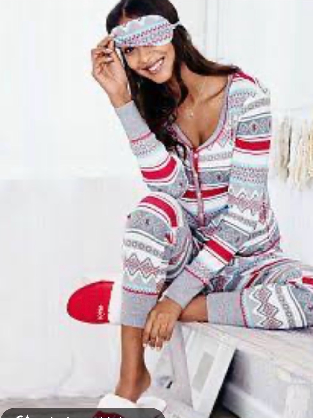 Victoria’s Secret Holiday Gray & Red Print Thermal Pajama Set – Women’s Size XS